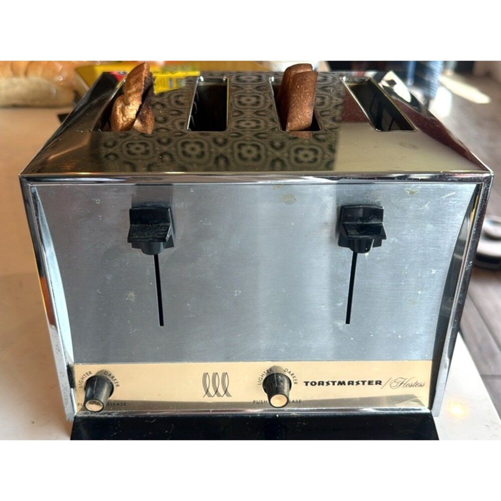 Vintage Toastmaster Hostess Toaster 4 Slice Automatic Model D111 1960s Working